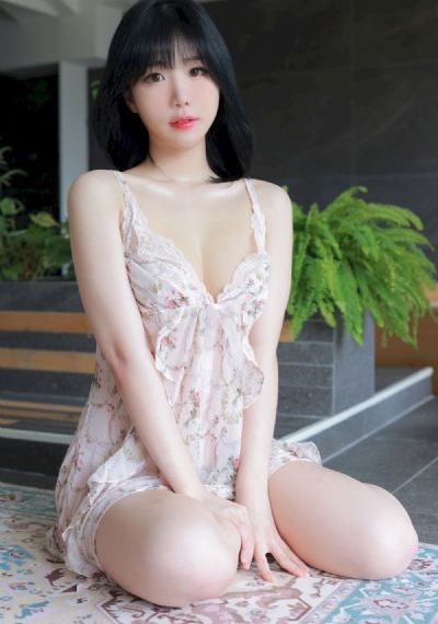 姐姐的朋友来家里做客免费观看