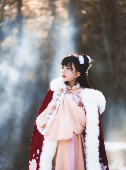 娇妻在卧室里被领导爽电影
