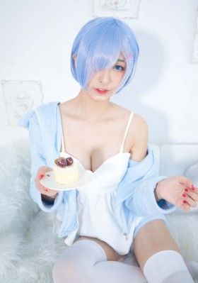 欧美贵妇性聚会hd